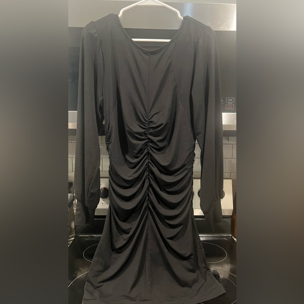 Black 19 Cooper Ruched Long-Sleeve Dress
